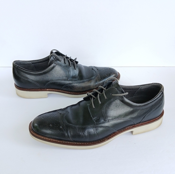 Ecco Black Leather Wingtip Biarritz Brogue Derby main image 5